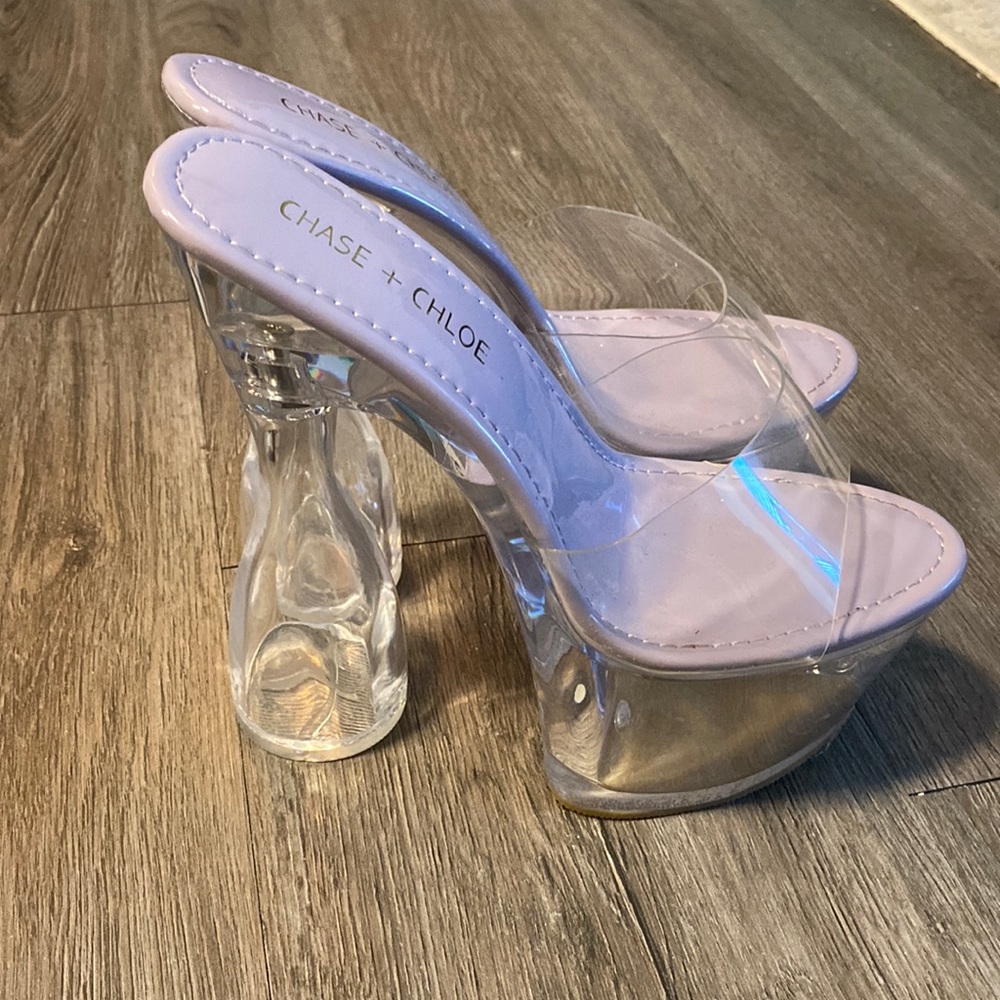 Clear platforms